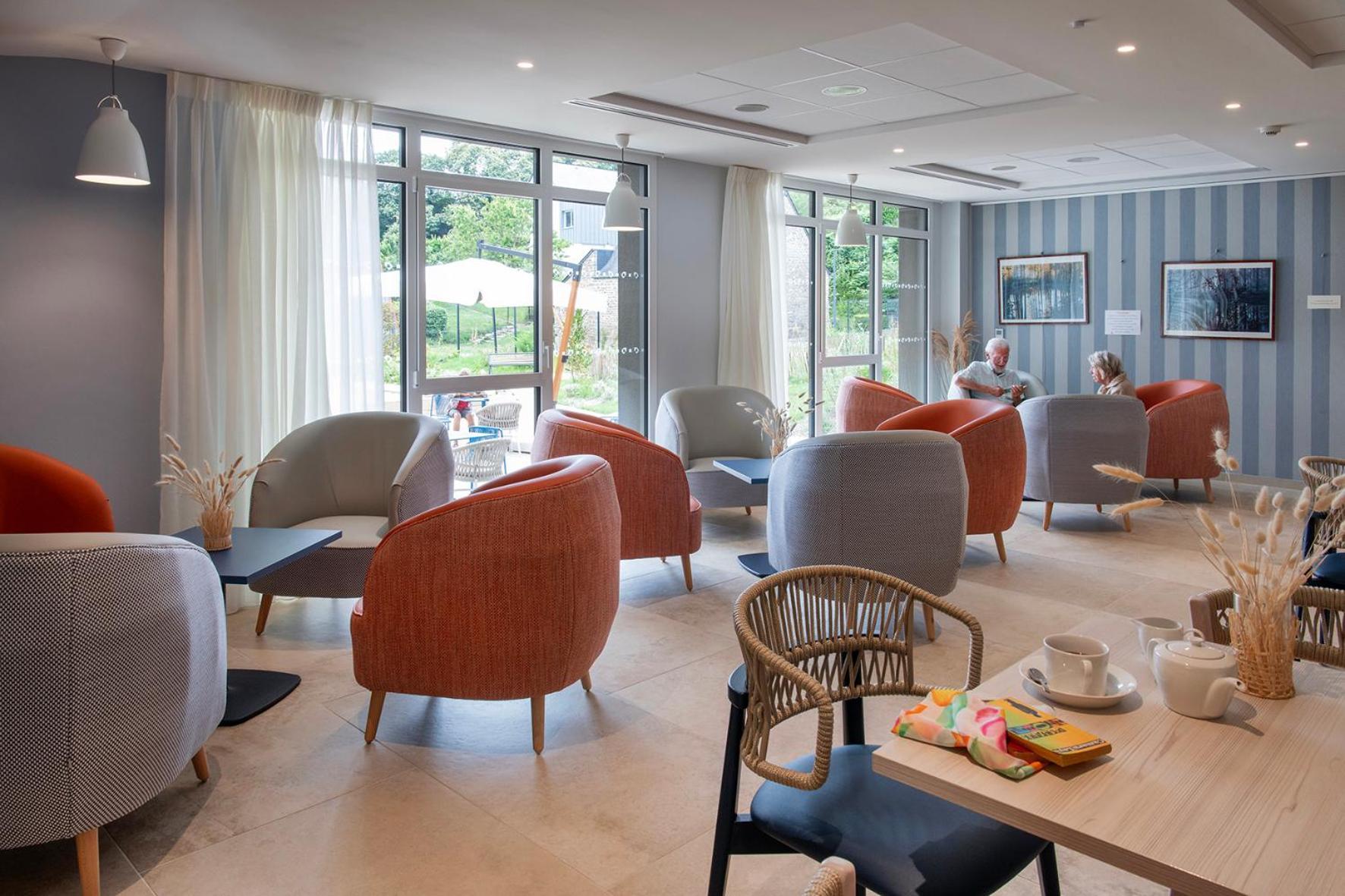 דינאן Residence Services Seniors - Domitys Les Jardins D'Ahna מראה חיצוני תמונה